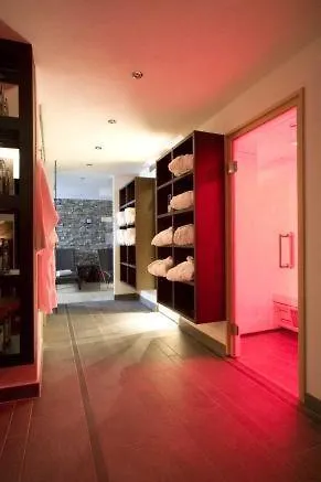 Taxacher Hotel 3*