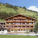 Hotel Taxacher 3*